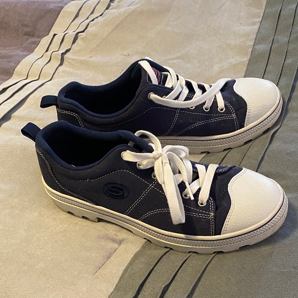 Skechers Women's Navy and White Athletic Shoes